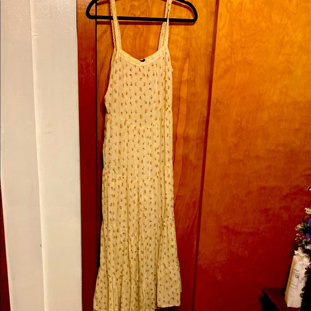 Elegant Cream Floral Dress